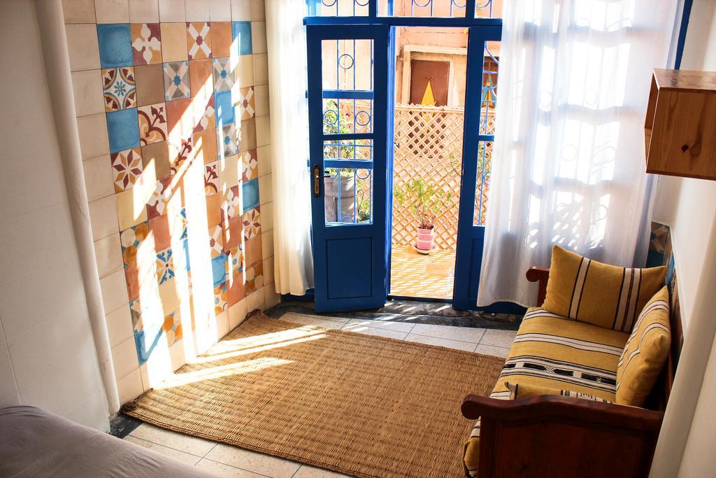 Sundesk Coworking And B&B Taghazout Exterior photo
